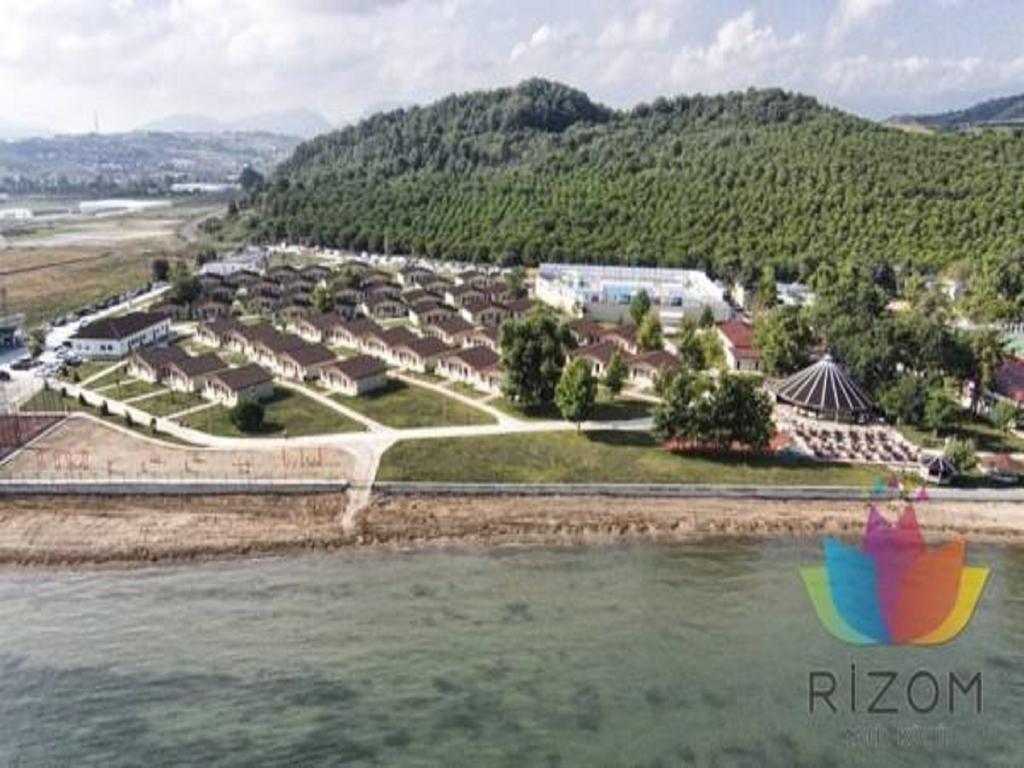 Отель Rizom Tatil Koyu Samanli Экстерьер фото