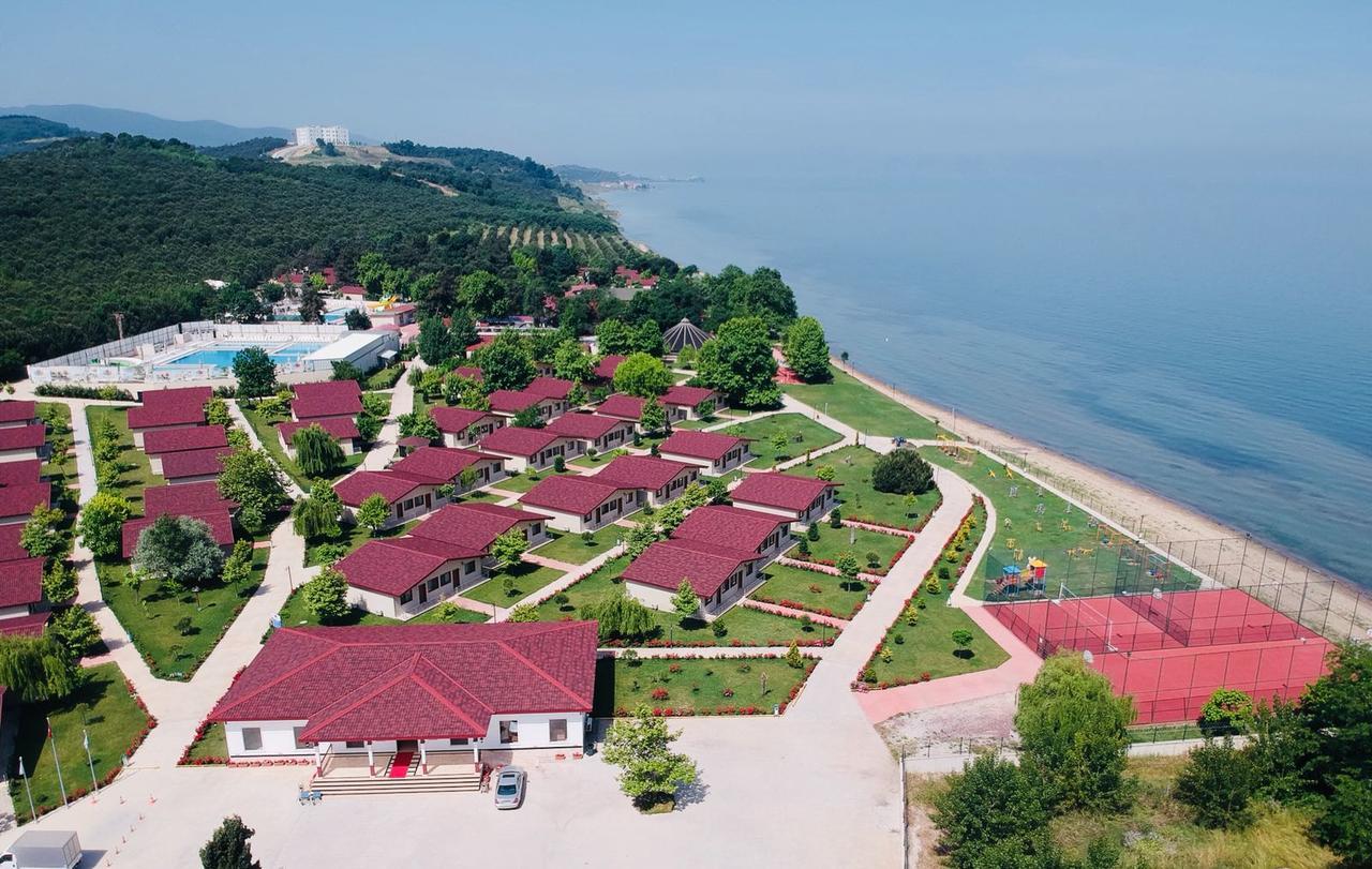 Отель Rizom Tatil Koyu Samanli Экстерьер фото